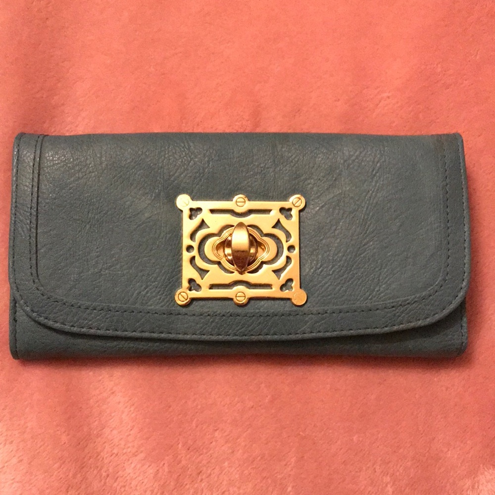 Super Cute Teal/Turquoise Clutch Wallet